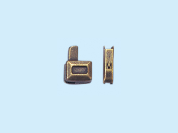 BLT-909.jpg